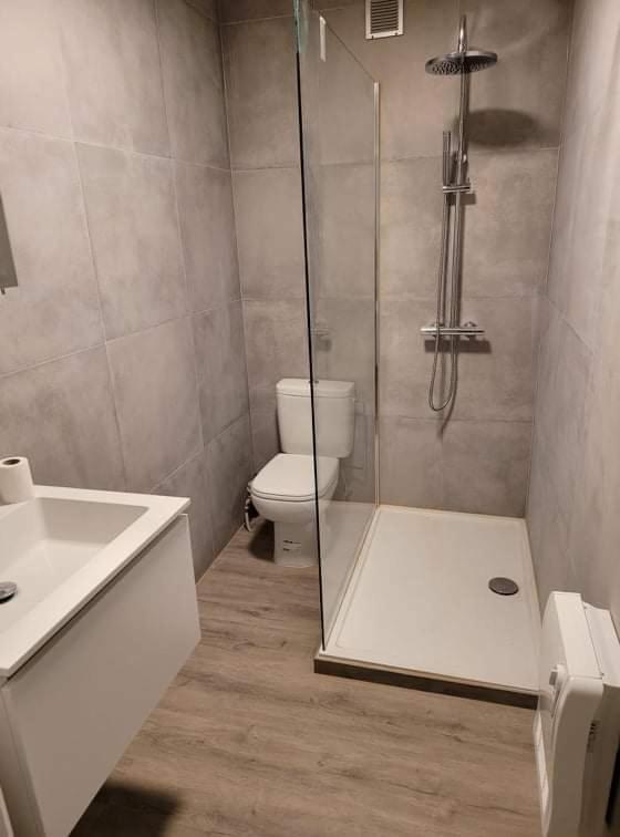 Studio 405 Op Zeedijk Met Frontaal Zeezicht 4De Verdiep Middelkerke Exteriér fotografie